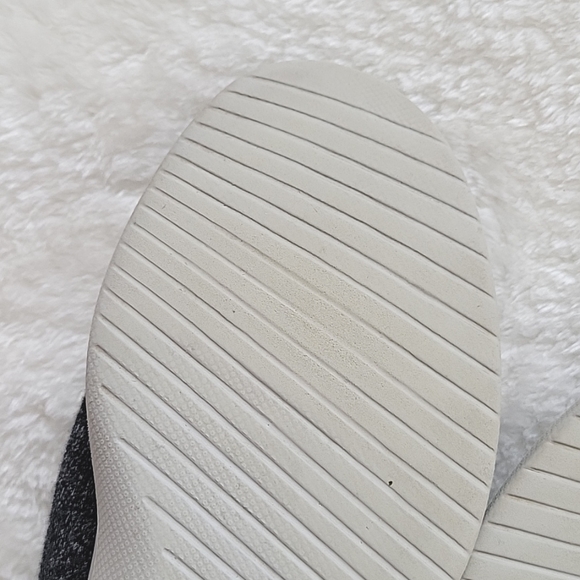 Allbirds Wool Runners Natural Grey/Lt Grey Sole | Womens Size 7 - Picture 11 of 15
